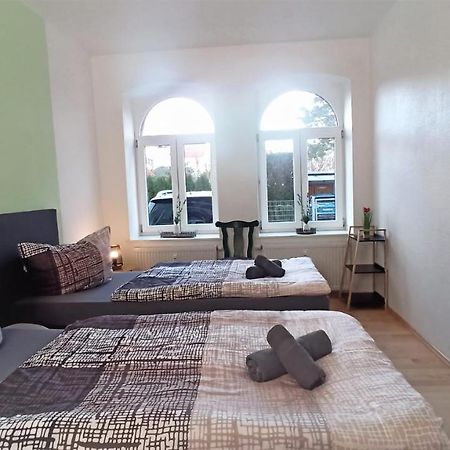 Apartment Fuer Bis Zu 7 Personen Mit Balkon Халберщат Екстериор снимка